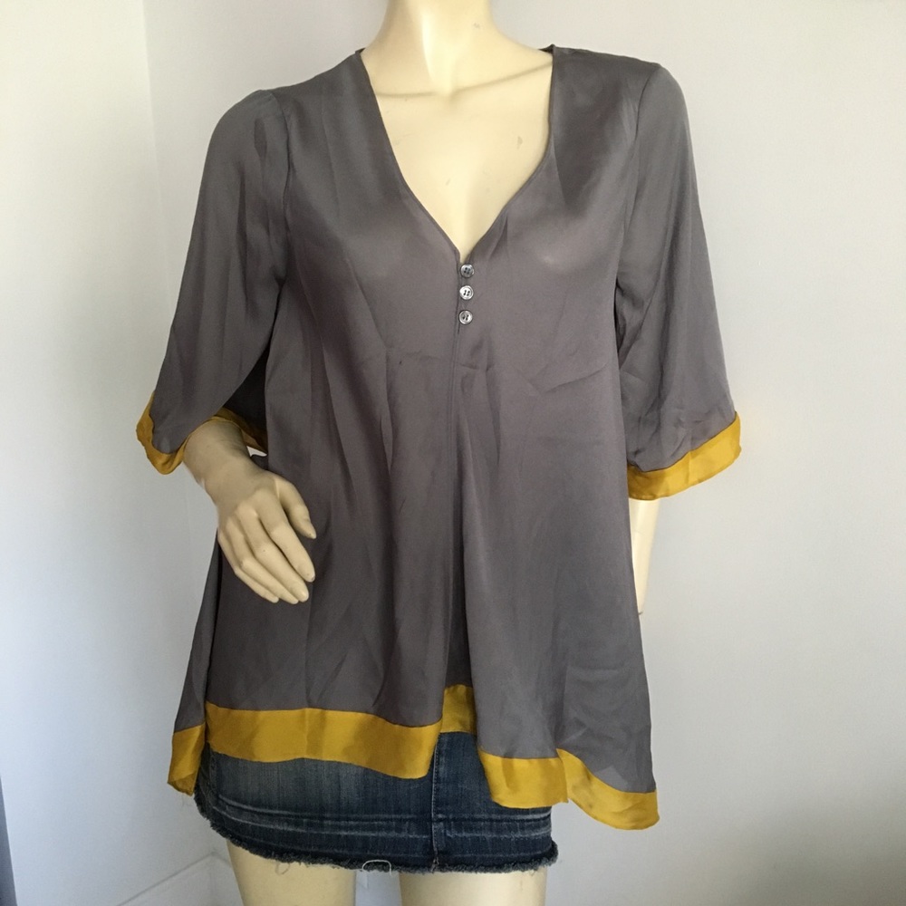 Cynthia Steffe gray flowy trapeze blouse - Picture 1 of 8